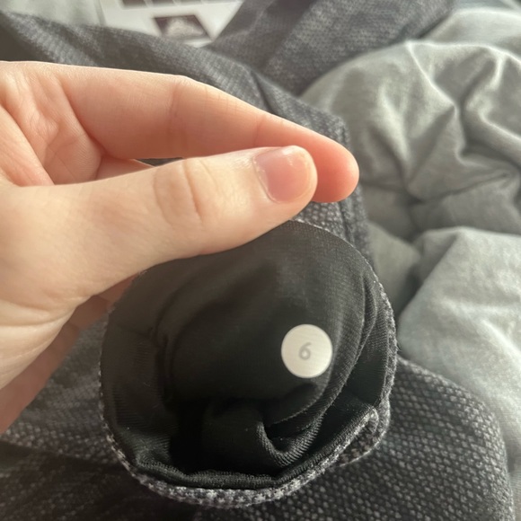 Lululemon Wunder Under Pant III - Picture 5 of 5